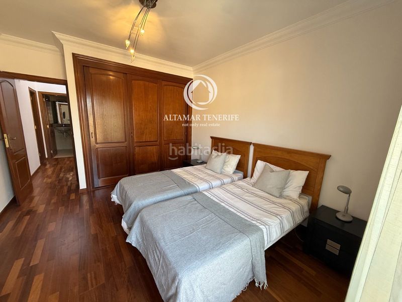 Foto d457c708-6cbd-40ab-a003-6b21e1687393. Casa adossada amb aparcament piscina a Playa de Fañabé Adeje
