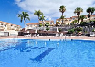 Appartement  Calle tinguafaya. Luminoso apartamento en chayofa con vistas a la piscina y al mar