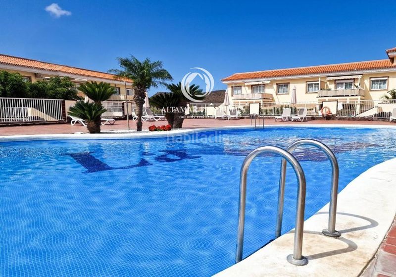 Foto bd26b2f0-25ae-4095-b362-bcb39aed0a8b. Apartament amb piscina a Chayofa Arona