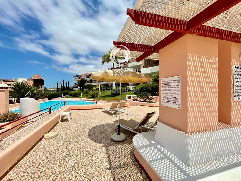 Foto f9e1d9a0-d3de-44ff-ae9f-06cffd242baf. Apartament amb aparcament piscina a Playa Fañabé Alto Adeje