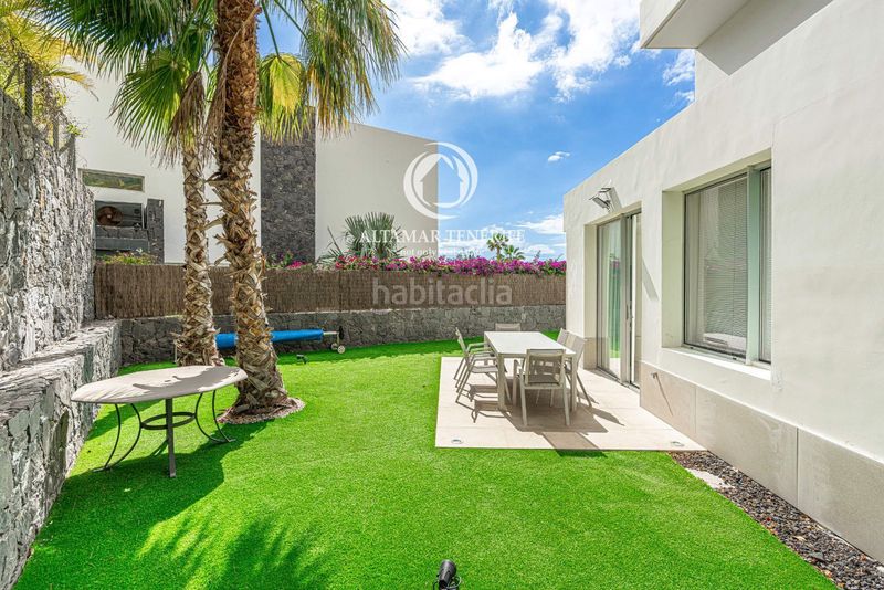 Foto 8f71e21f-65f8-4823-adc6-953367edb9fe. Casa amb aparcament piscina a Abama Guía de Isora