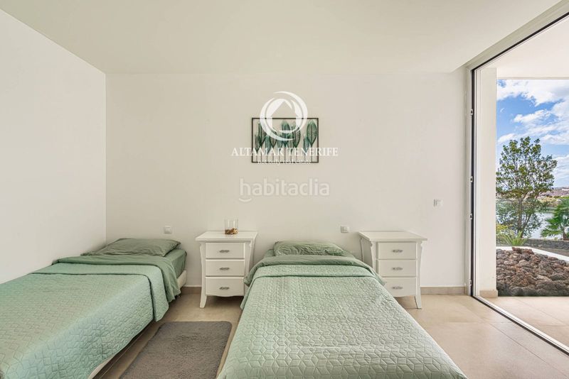 Foto e3f04042-c7be-424f-80cf-7cf02d7f1d23. Casa amb aparcament piscina a Abama Guía de Isora