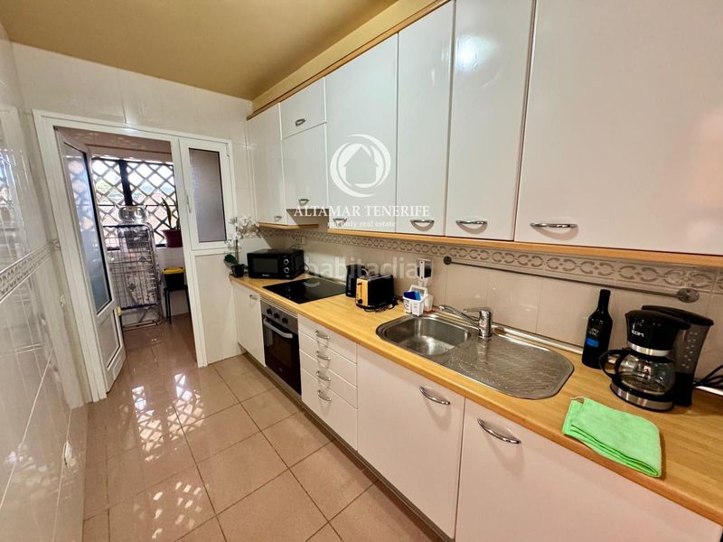 Foto ae0f457d-8ec4-4e09-b578-f85111778ee6. Apartament amb aparcament piscina a Playa del Duque Adeje