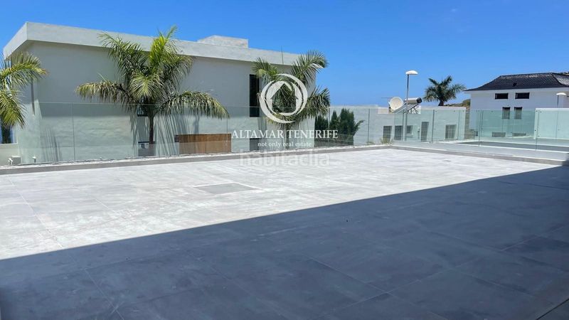 Foto 0cfb55e3-3450-4ab8-a182-3cdc3ba71356. Lloguer casa amb aparcament piscina a Torviscas Centro y Alto Adeje