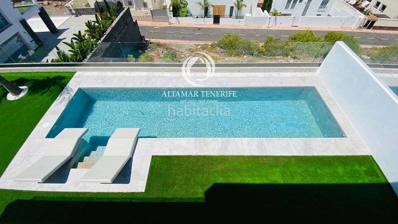 Foto 6837e9cb-d381-41db-8d44-cc2dc282c89b. Lloguer casa amb aparcament piscina a Torviscas Centro y Alto Adeje