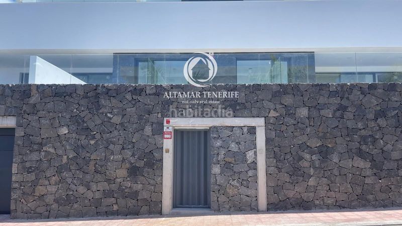 Foto ac8f4759-6568-446e-b0a2-54fa26aed1ea. Lloguer casa amb aparcament piscina a Torviscas Centro y Alto Adeje
