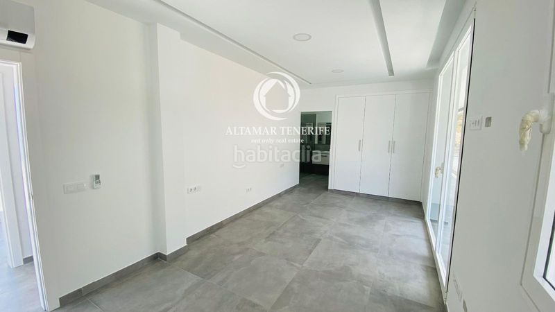 Foto bdbafa8d-12f3-42a7-a800-939b42e32f5a. Lloguer casa amb aparcament piscina a Torviscas Centro y Alto Adeje
