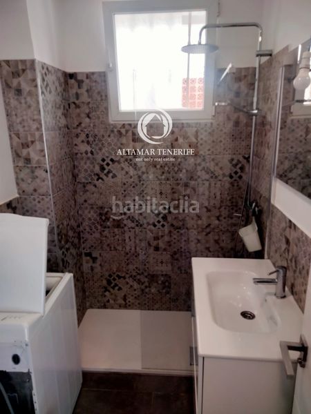Foto 9a937e33-d55f-48dd-8bc0-014692496e90. Apartament amb piscina a Playa de las Américas Arona