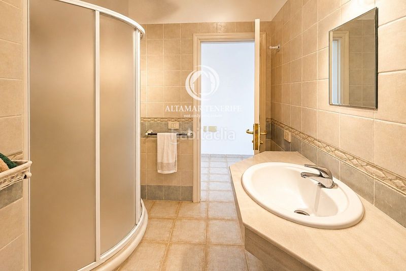Foto e552b6e9-ef56-4f6b-99a3-bf70d430a5f4. Apartament amb piscina a Torviscas Centro y Alto Adeje