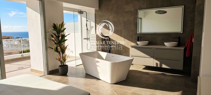 Foto 056e454d-527a-405d-b0ee-43c297281e4b. Apartament amb aparcament piscina a La Caleta Adeje