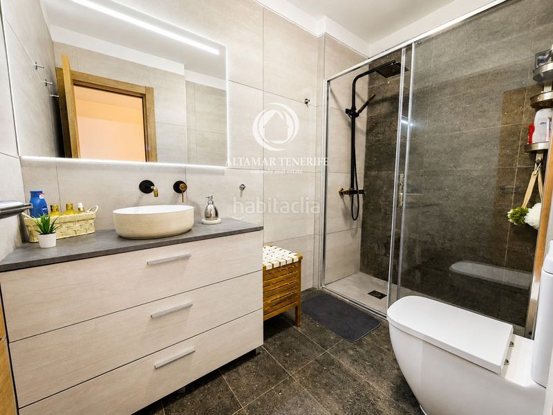 Foto 2de2345c-d959-4e1b-acfa-6a5a4d5d42de. Apartament amb piscina a Callao Salvaje - Playa Paraíso Adeje