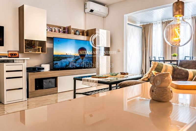 Foto 96a4f816-10dc-4a54-88ac-a2d9a5c984f8. Apartament amb piscina a Callao Salvaje - Playa Paraíso Adeje