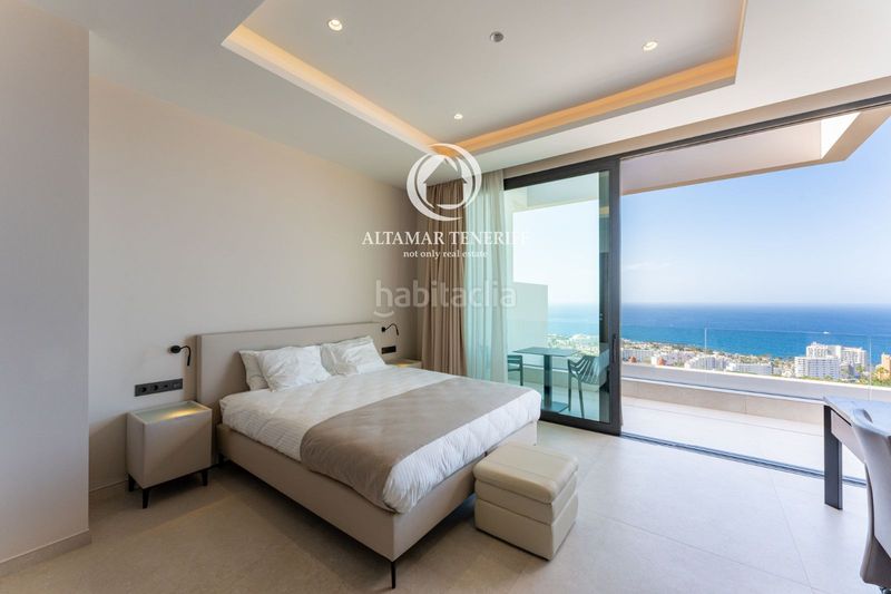 Foto a6083693-c0bd-46dd-93e0-cfb6b7cb7b8d. Casa amb aparcament piscina a San Eugenio Bajo Adeje