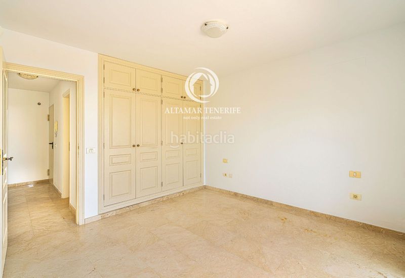 Foto 108695ee-f08b-4d3f-ba55-b39f23451d0f. Apartament amb aparcament piscina a Palm - Mar Arona