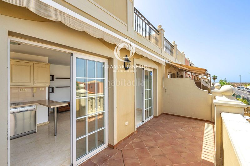 Foto 3c24a312-467f-4fc8-8aa7-8153d498db5e. Apartament amb aparcament piscina a Palm - Mar Arona