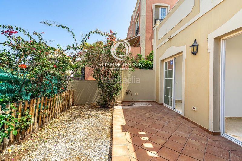 Foto 45ab7c49-5d07-4e59-9cd9-26f7e9d6b793. Apartament amb aparcament piscina a Palm - Mar Arona