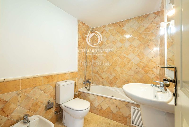 Foto 4676f9e1-1b07-4d1b-a805-b151e50fc21e. Apartament amb aparcament piscina a Palm - Mar Arona