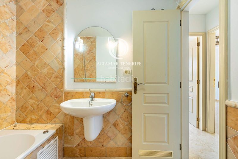Foto 47808910-b61c-4c8e-a8c9-528c7618b02d. Apartament amb aparcament piscina a Palm - Mar Arona