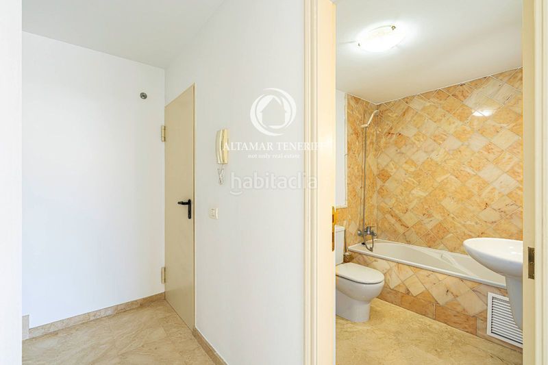 Foto 87d423a6-d25d-4d0b-a8ca-049feea89f41. Apartament amb aparcament piscina a Palm - Mar Arona