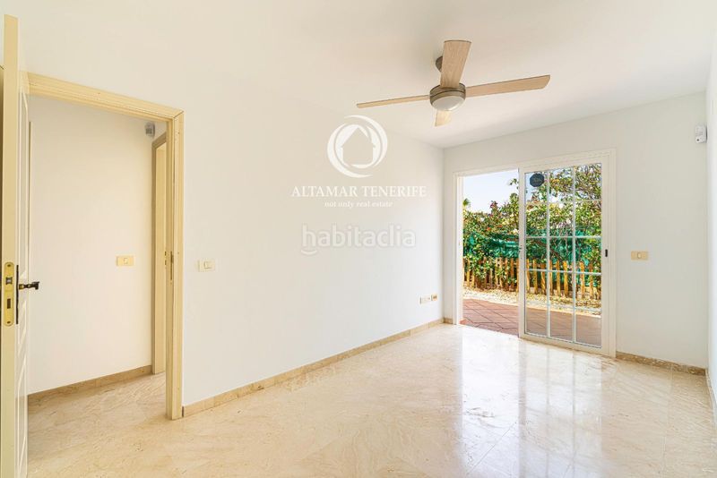 Foto a211e49e-8cf1-45ae-a500-08c5c00ef357. Apartament amb aparcament piscina a Palm - Mar Arona