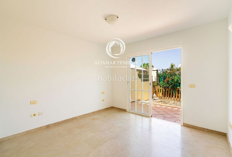 Foto a3e414b4-7c08-4167-bf37-0f305b2d2fe0. Apartament amb aparcament piscina a Palm - Mar Arona
