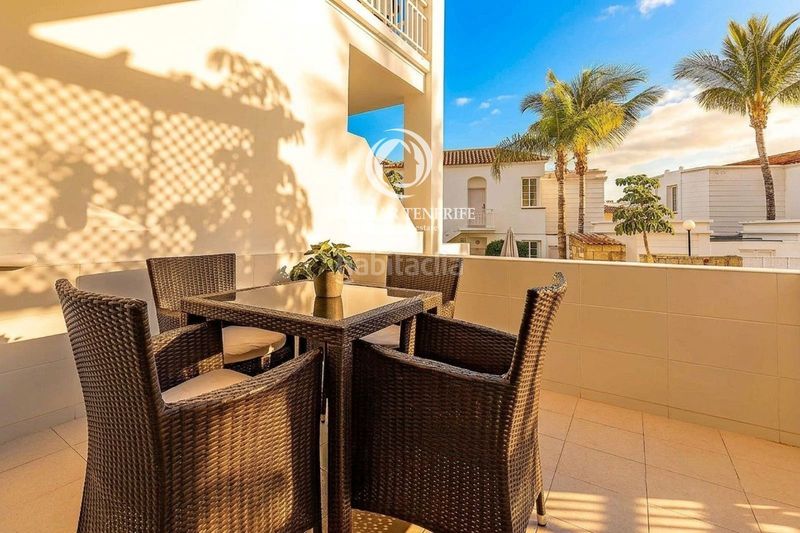 Foto ea54b224-9fc4-4f67-b231-10c072f59b04. Apartament amb piscina a Playa de Fañabé Adeje