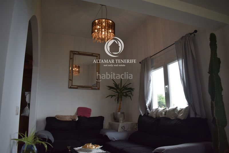 Foto b868fa9a-f381-43e8-bbb2-92af4f778f28. Casa amb aparcament a Icod de los Vinos pueblo Icod de los Vinos