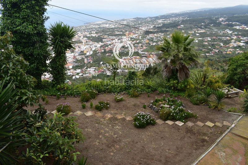 Foto c6b59a82-f0fb-4e89-a9a6-ea6948e7d68e. Casa amb aparcament a Icod de los Vinos pueblo Icod de los Vinos