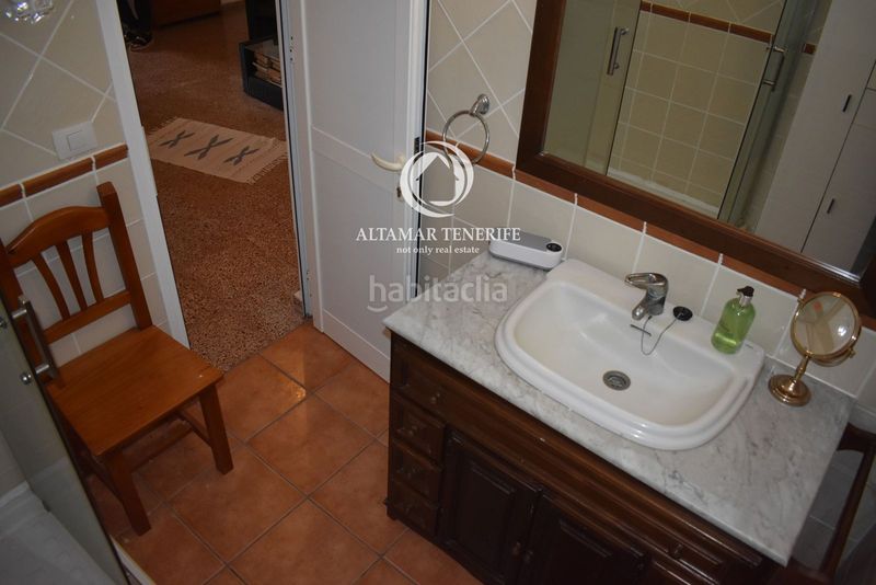 Foto d596d368-2f1f-42ec-b7b0-386d8f6e438e. Casa amb aparcament a Icod de los Vinos pueblo Icod de los Vinos