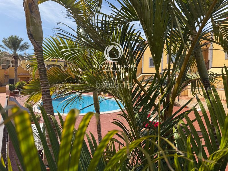 Foto 457a2a36-2da5-4933-b568-0fd598852e8e. Apartament amb aparcament piscina a Playa del Duque Adeje