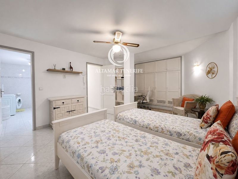 Foto d49262a6-3281-428b-95bc-0aa07929287a. Casa adossada amb aparcament piscina a Playa Fañabé Alto Adeje