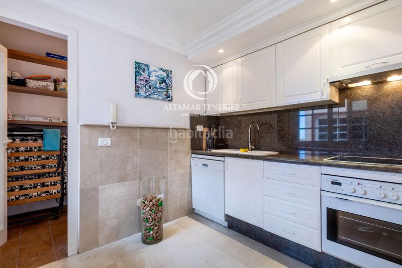 Foto 76937c68-b465-406e-a751-2bd0db5941ac. Apartament amb piscina a Playa del Duque Adeje