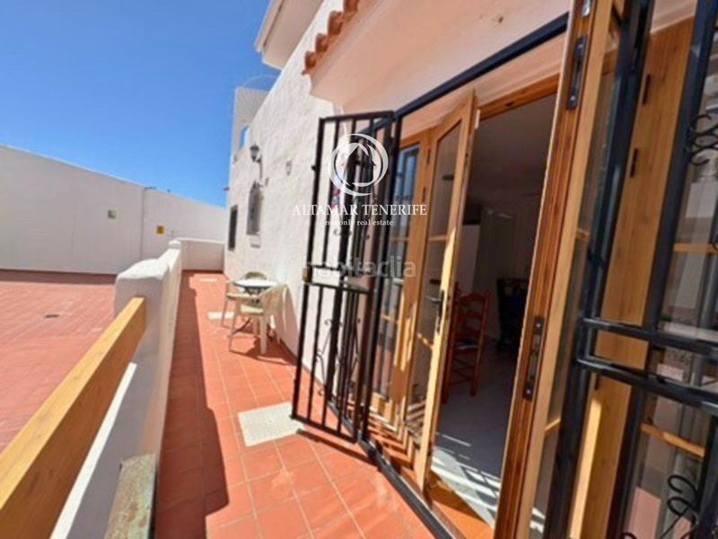 Foto cb6c5b04-e8ea-412b-93f4-b761f31b22c2. Apartament amb piscina a Los Cristianos Arona