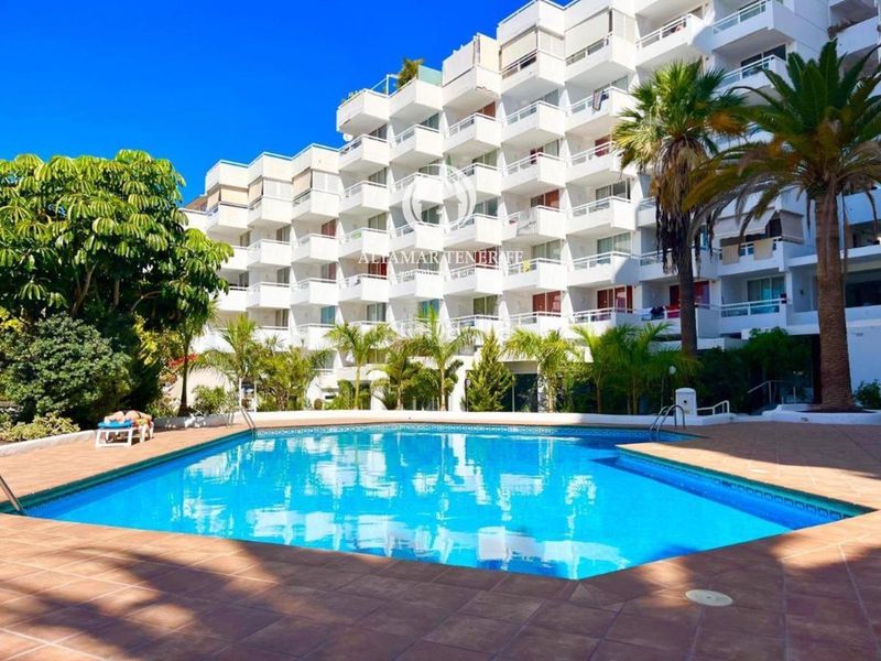 Foto 57bbce61-6037-42be-8c84-fd17e3a7c6c5. Apartament amb piscina a Playa de las Américas Adeje