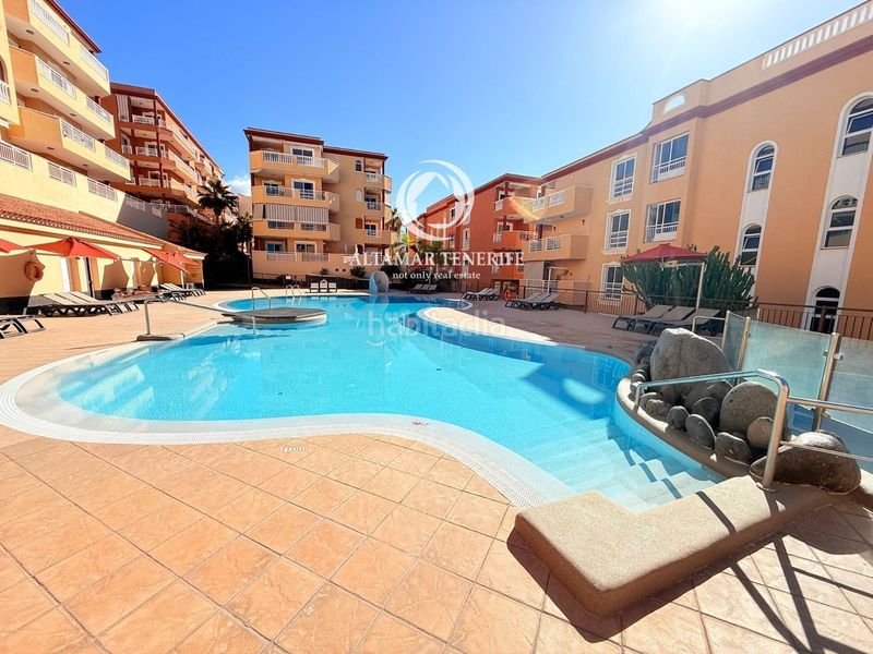 Foto 075ab565-8a0b-495b-abbf-b86fc14634b2. Apartament amb aparcament piscina a Callao Salvaje - Playa Paraíso Adeje