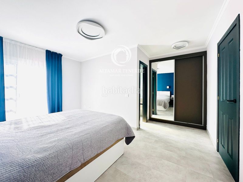 Foto ce976582-4e83-4ef7-b5f5-2a39c159fa58. Casa adossada amb aparcament piscina a Casco Urbano Adeje