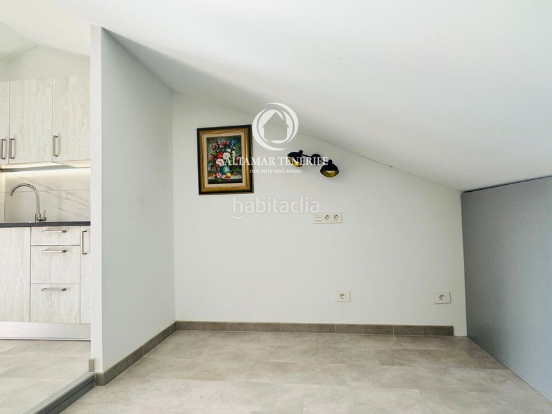 Foto ff5adbed-a8cc-445b-8b17-dd07e4ebae80. Casa adossada amb aparcament piscina a Casco Urbano Adeje