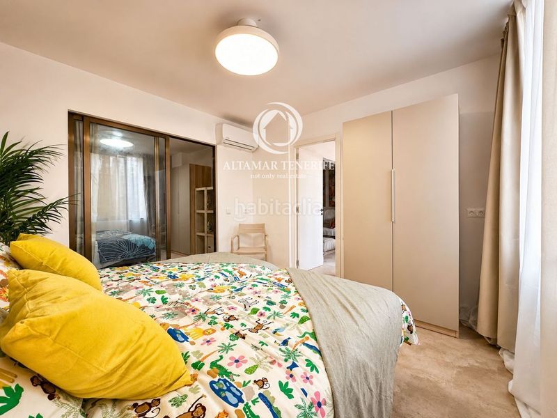 Foto 359eb1c8-f575-427a-bb23-ce311d3177a1. Apartament amb aparcament piscina a Los Cristianos Arona