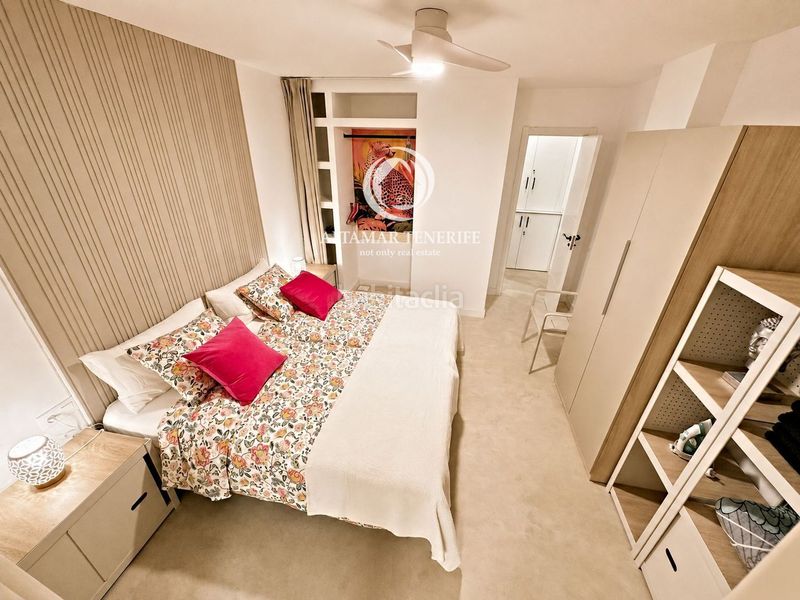 Foto 458940cd-9254-454a-8ecc-a06ed69651dd. Apartament amb aparcament piscina a Los Cristianos Arona