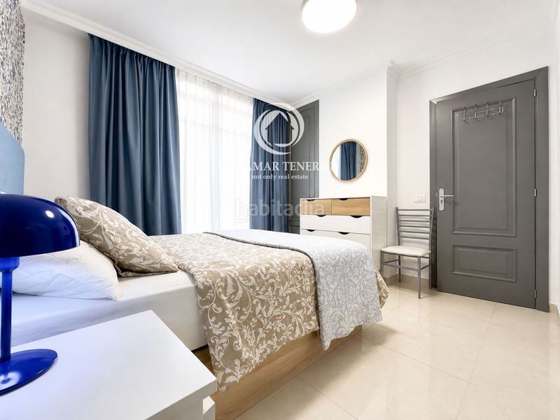 Foto 565f0e29-542d-49b1-89cd-a89f18a54c41. Apartament amb aparcament piscina a Los Cristianos Arona