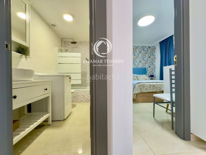 Foto cb1c30b0-ad8b-49ec-b7b7-c1de55c5da00. Apartament amb aparcament piscina a Los Cristianos Arona