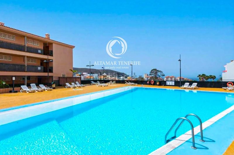 Foto eb2dedab-a632-4ffb-a277-9f02d33a1e8a. Apartament amb aparcament piscina a Los Cristianos Arona