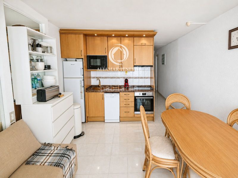 Foto 358c3ce5-f70a-4cb4-88f0-2faab6e043fd. Apartament amb piscina a Playa de las Américas Adeje