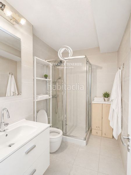 Foto a3a03a7c-b0fa-4c03-922c-5bcd831e21c1. Apartament amb piscina a Playa de las Américas Adeje