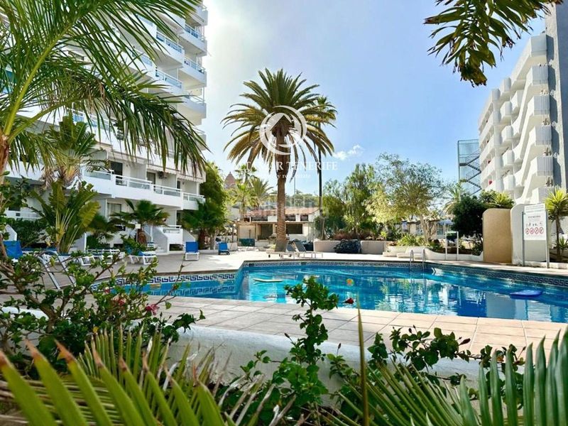Foto ba976cba-d3c9-438a-ada7-0b2955da8080. Apartament amb piscina a Playa de las Américas Adeje