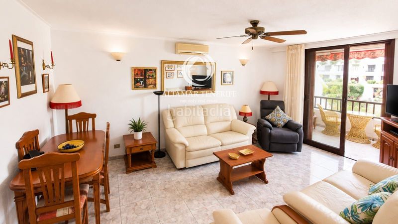 Foto 1566df2d-a7a2-4dc4-a3d7-b0084a566dea. Apartament amb piscina a Playa de las Américas Adeje