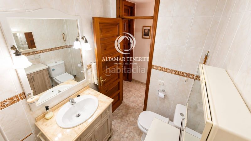 Foto 39547308-bed0-40e5-ba0c-2bea2a3fc7dd. Apartament amb piscina a Playa de las Américas Adeje