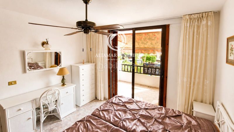 Foto 99e596e6-0edf-4db9-84d6-827d8adbcb95. Apartament amb piscina a Playa de las Américas Adeje