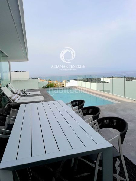 Foto da8bf2e8-1284-4900-89b7-17b84ebf3a9c. Casa amb aparcament piscina a Callao Salvaje - Playa Paraíso Adeje