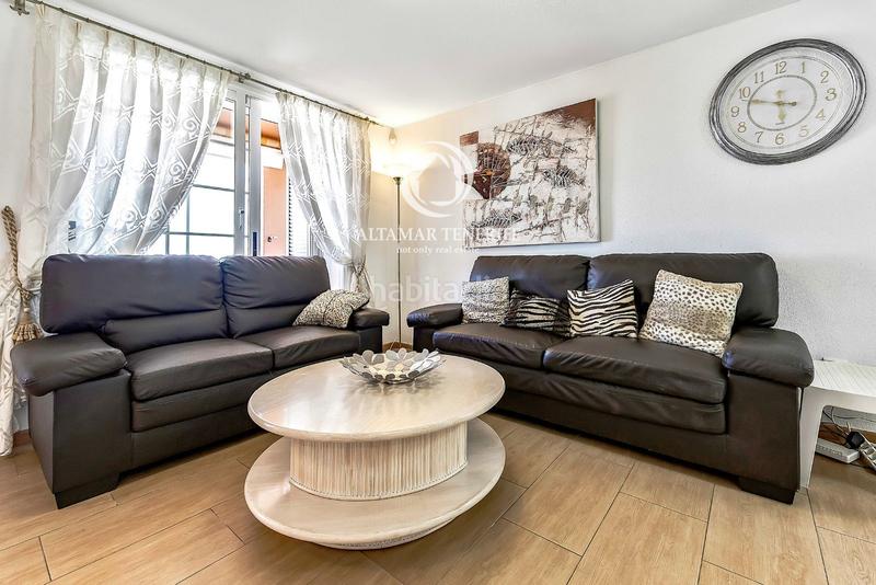 Foto 5dad495c-6411-4c3d-af89-08b8e542094f. Maison jumelée avec piscine dans Playa del Duque Adeje